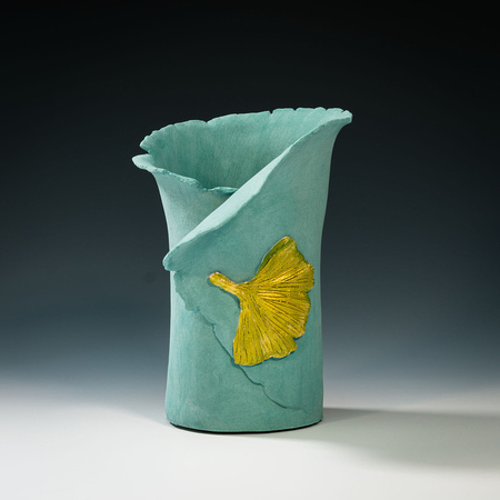 vase with one ginko leaf-2021-03